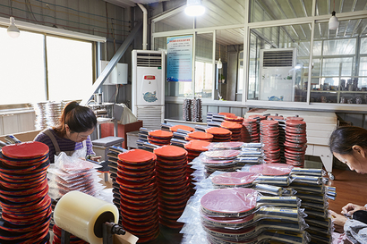 13.Racket Rubber Inspection and Packing